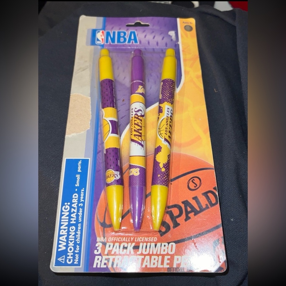 NBA LOS ANGELES LAKERS 3 PACK JUMBO RETRACTABLE PENS **SEALED PACK**